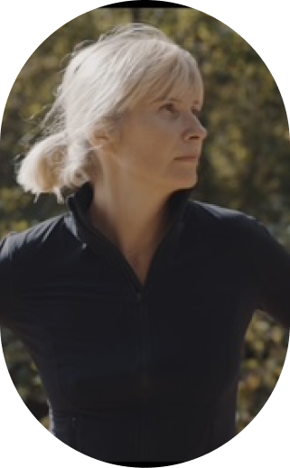 Meet your coach, Martyna. Photo of confidence coach Martyna Jablonska 